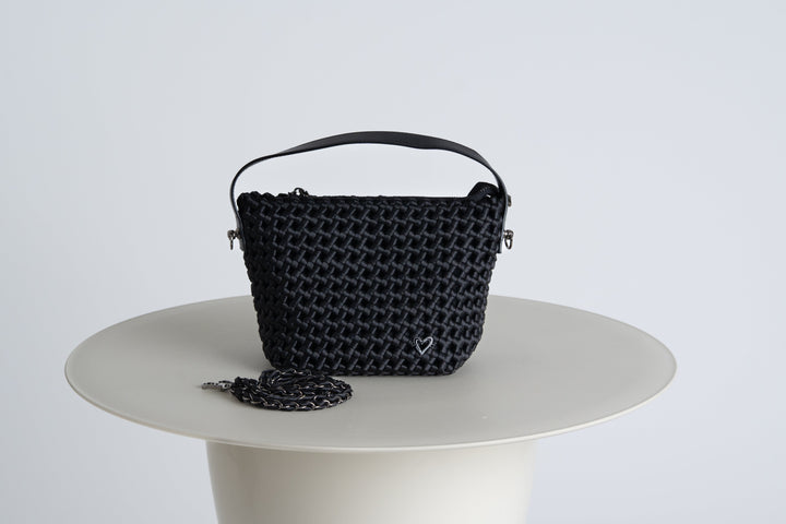 BORDON BLACK
