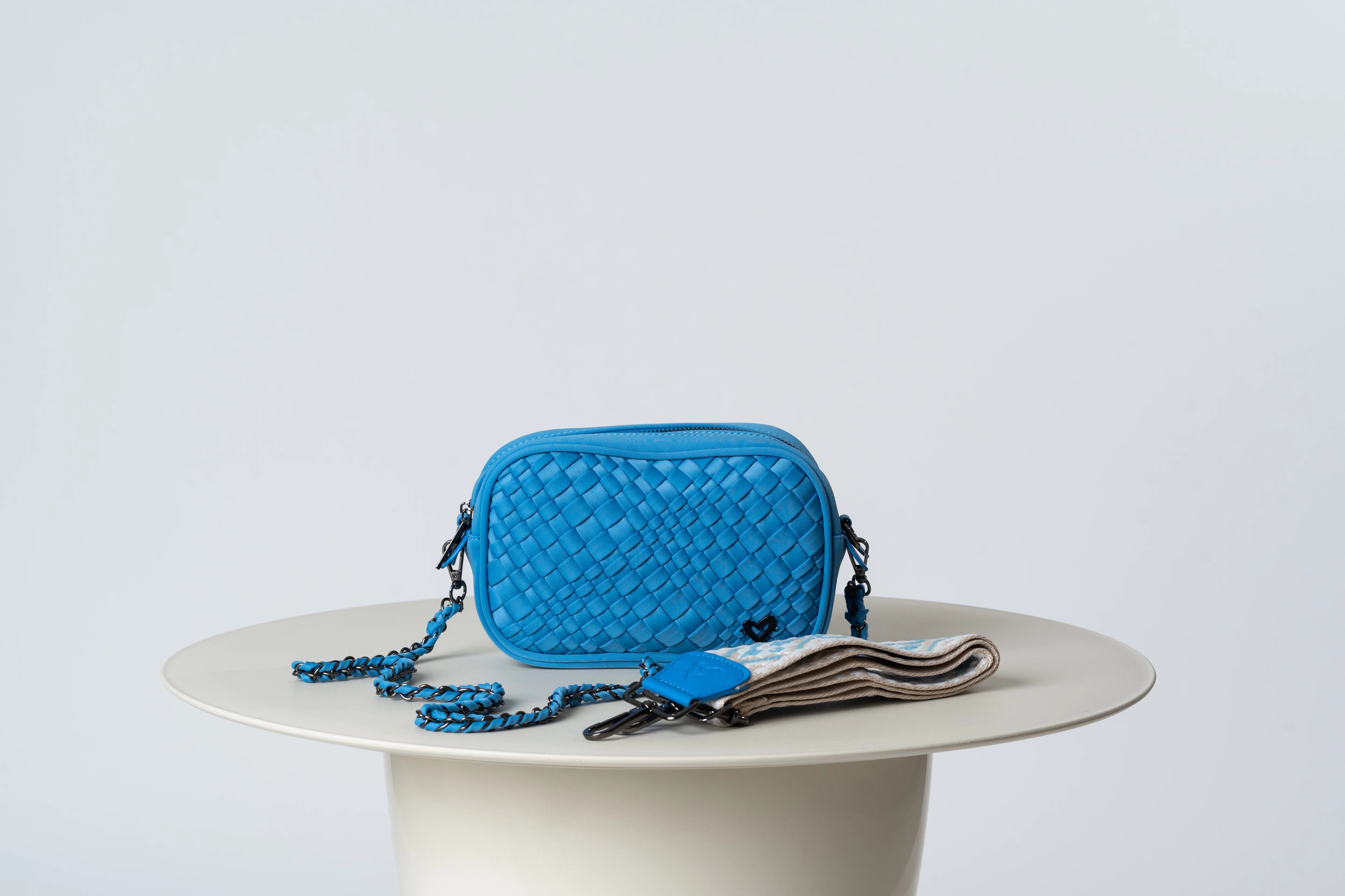 CALEDON BAHAMA BLUE