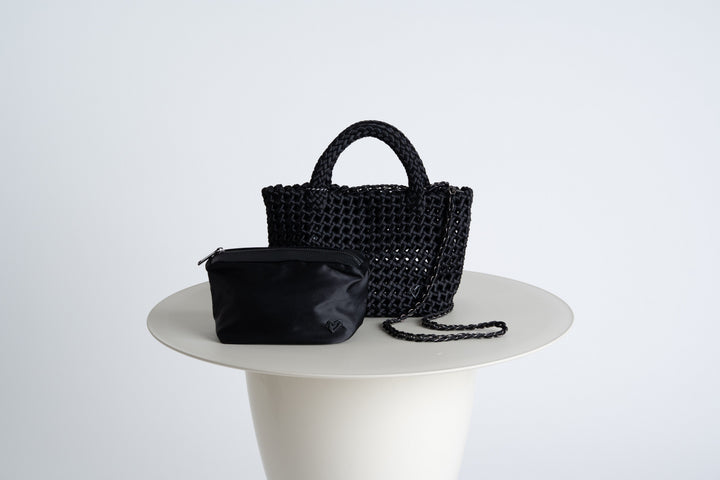 CAMBRIDGE BLACK