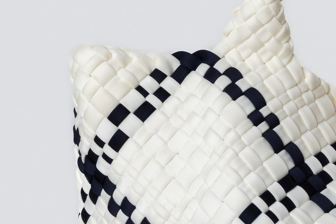 LONDON WHITE & NAVY