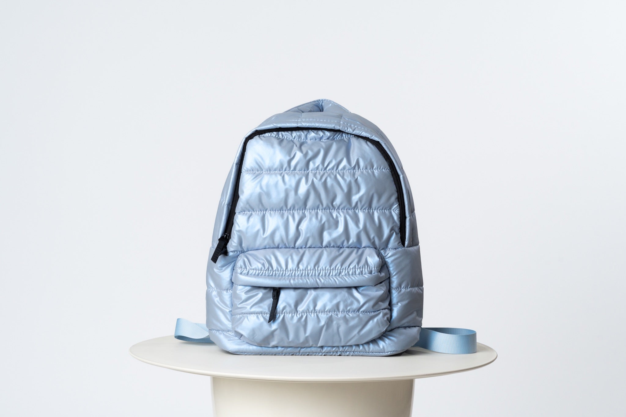 METALLIC BACK PACK pale blue