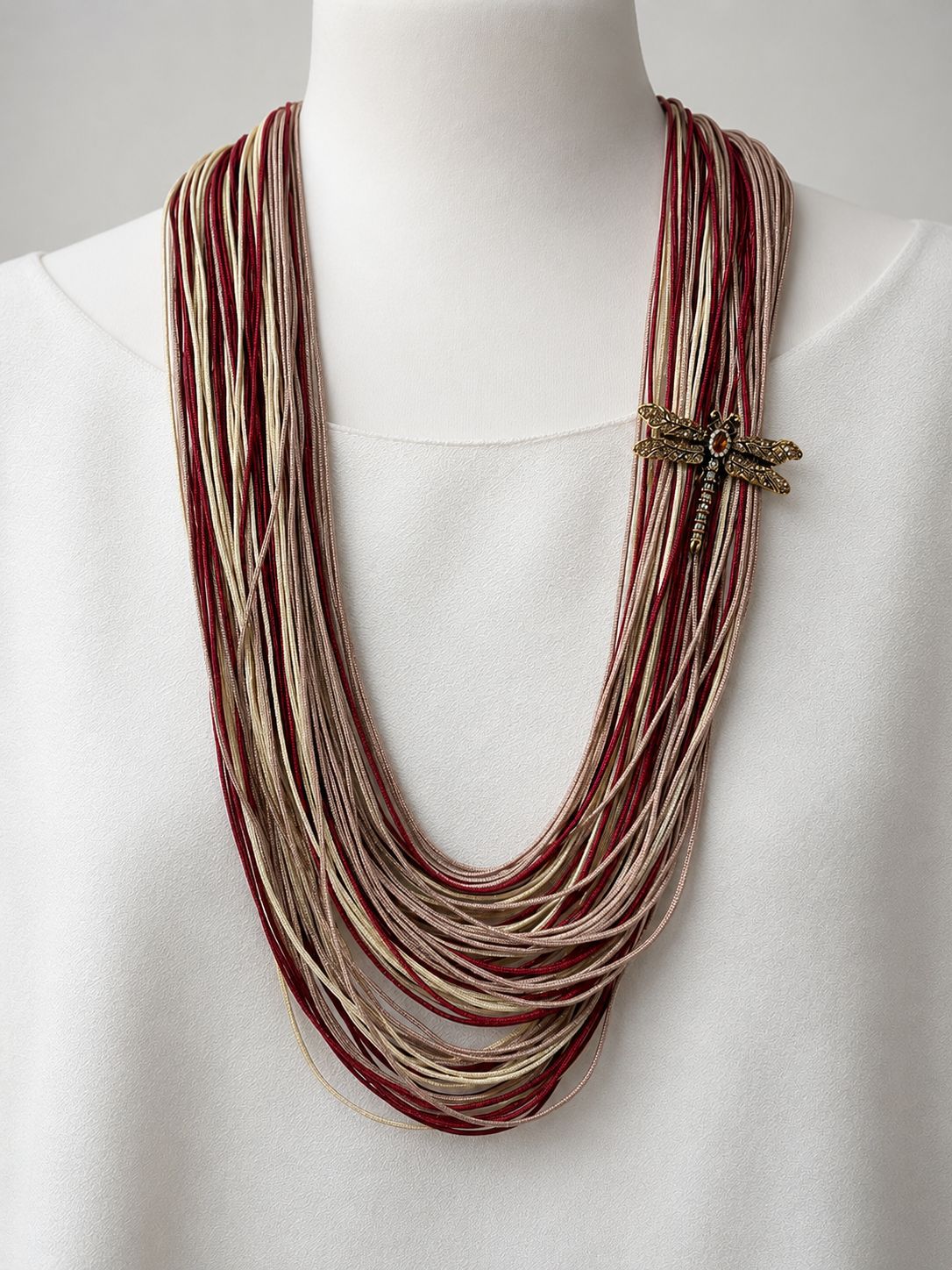 Collar de Hilo MALALO