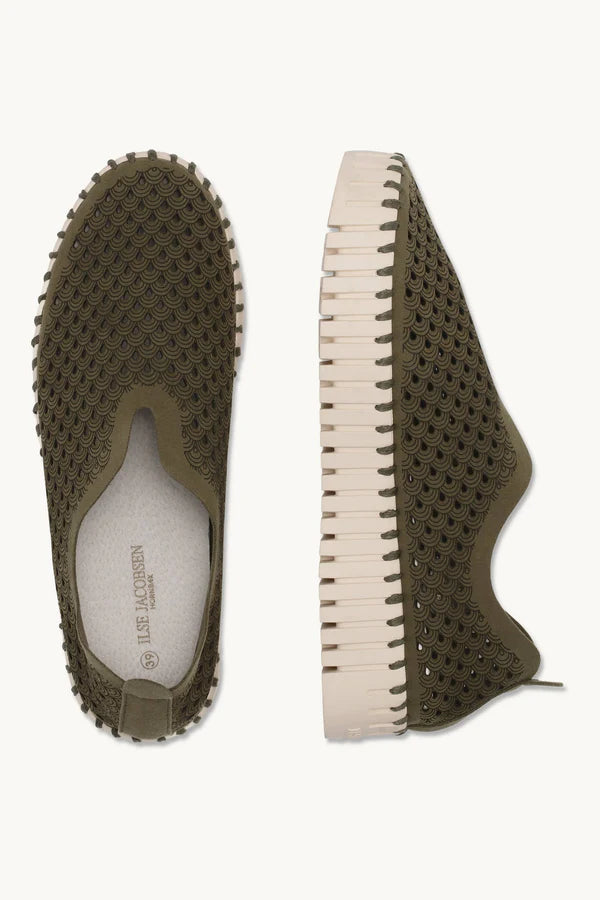 TULIP 3373 DEEP OLIVE