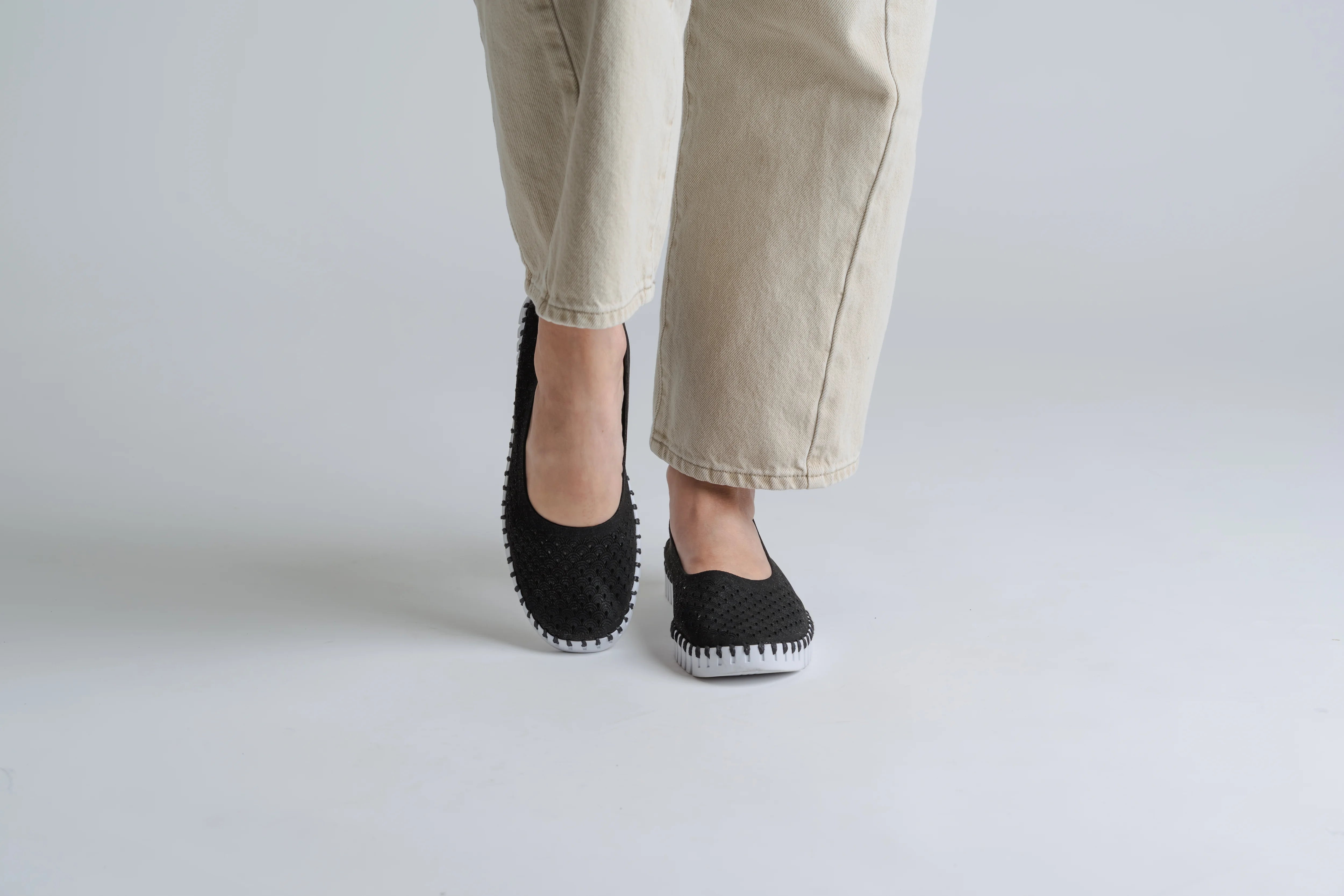 TULIP 0026 BLACK