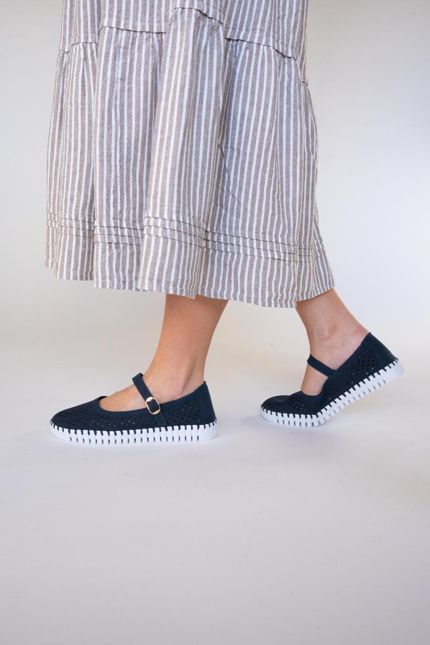 TULIP 3476 DARK INDIGO