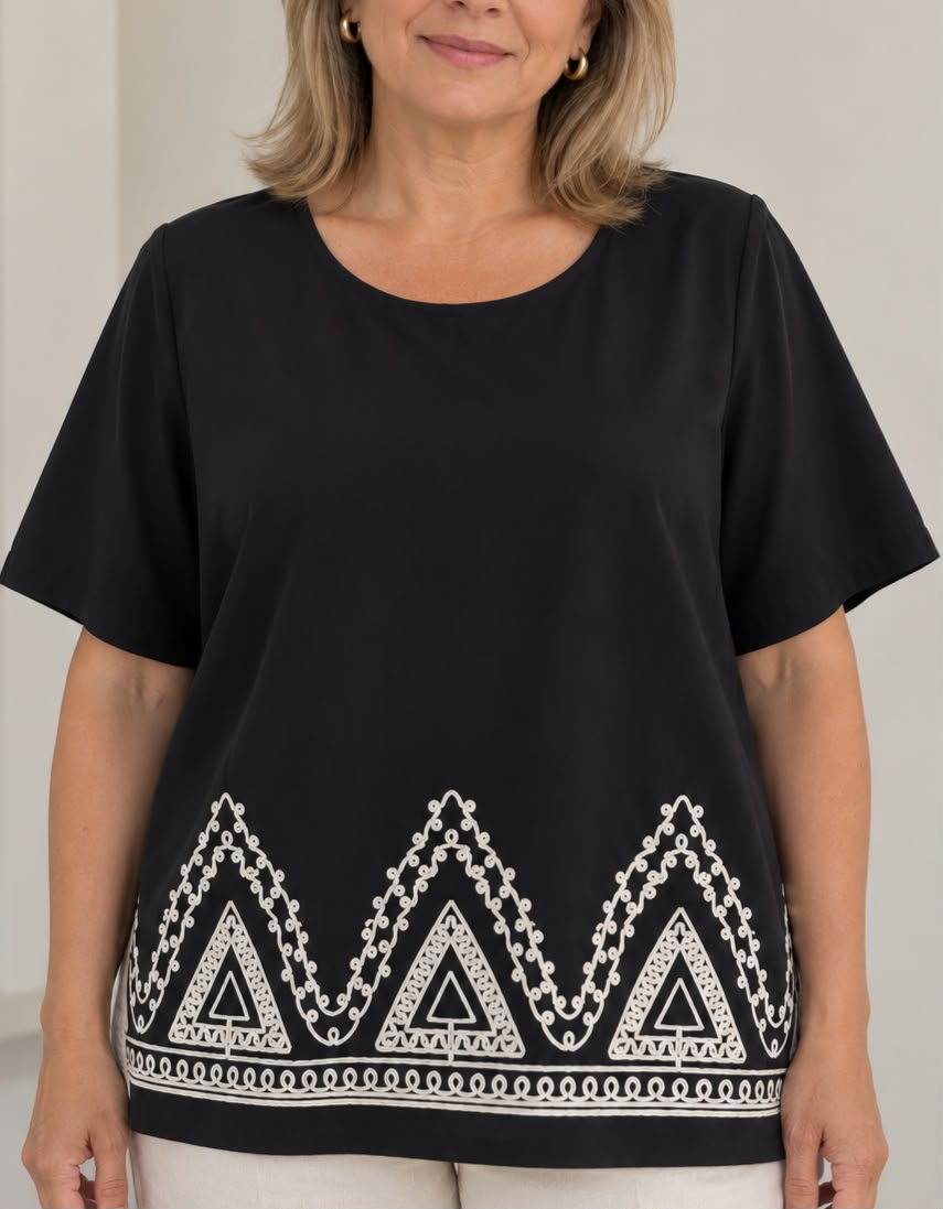 CAMISA NEGRA BORDADA